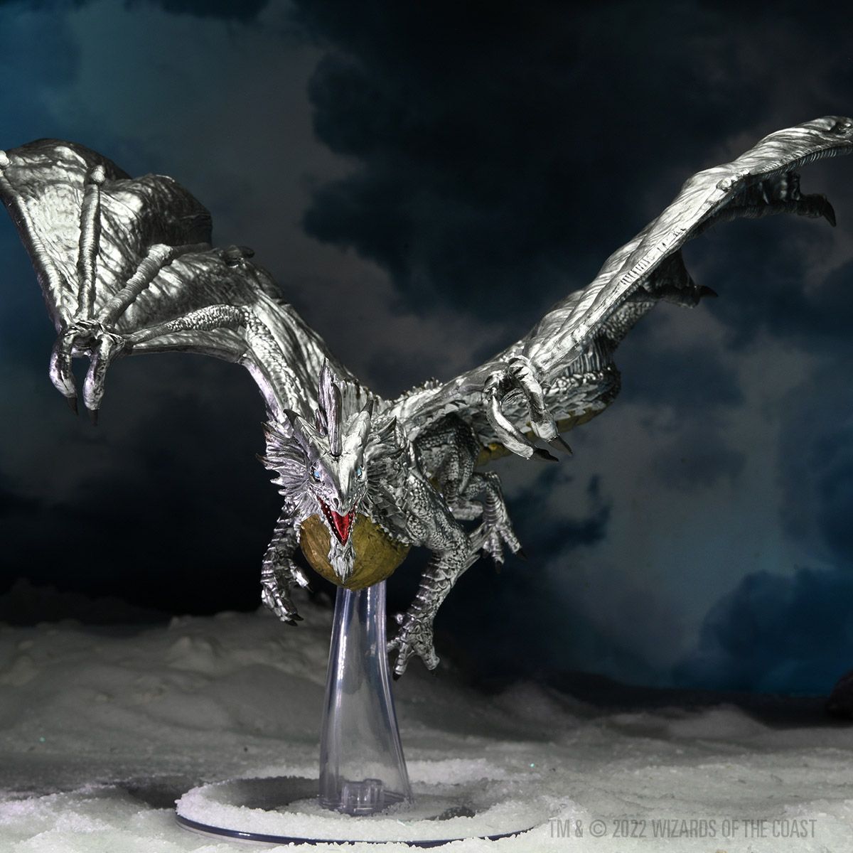 Adult Silver Dragon - D&D Icons of the Realms Premium Figure