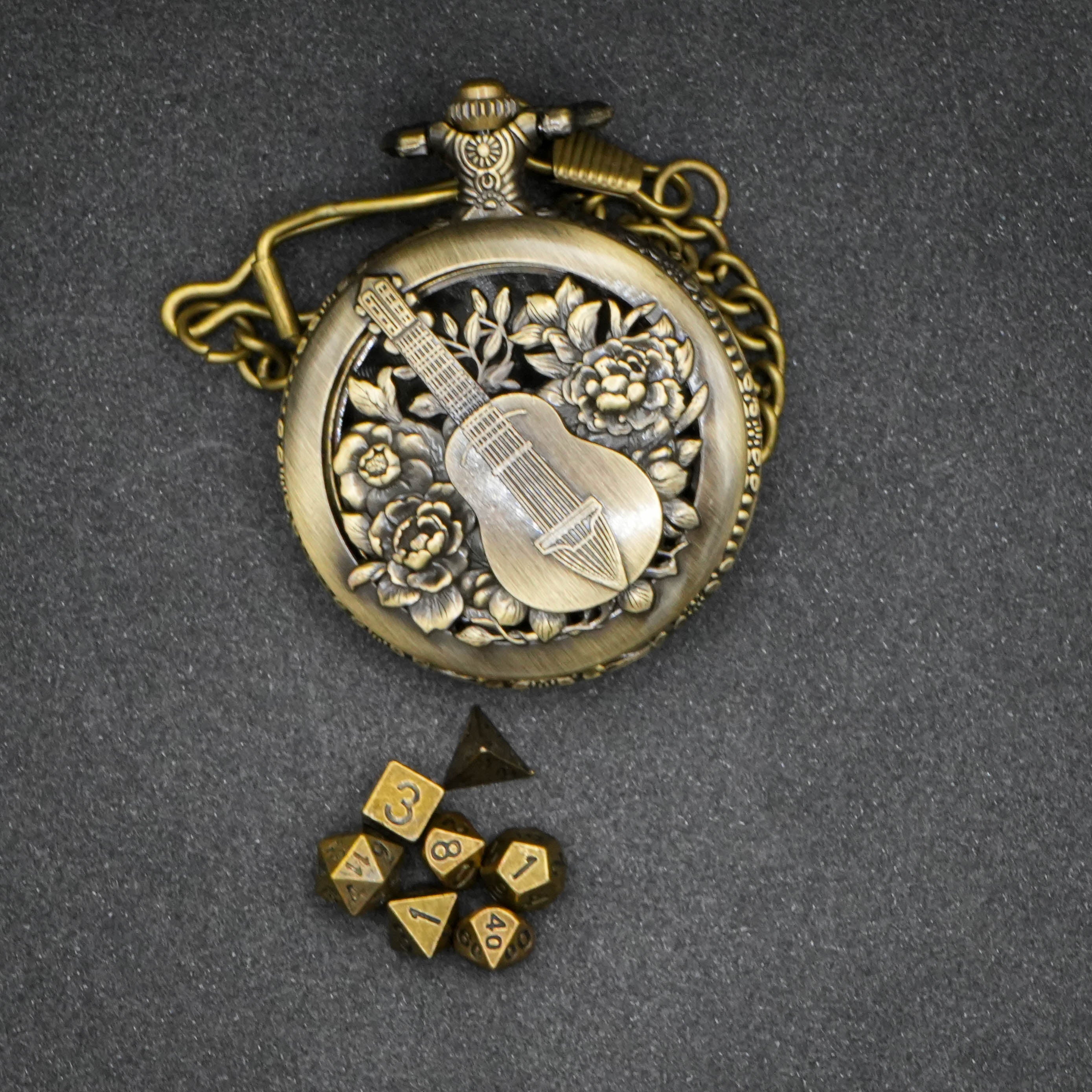 Barden - Würfel Taschenuhr | inkl. 7 teiliges Mini Metallwürfelset | Uhr