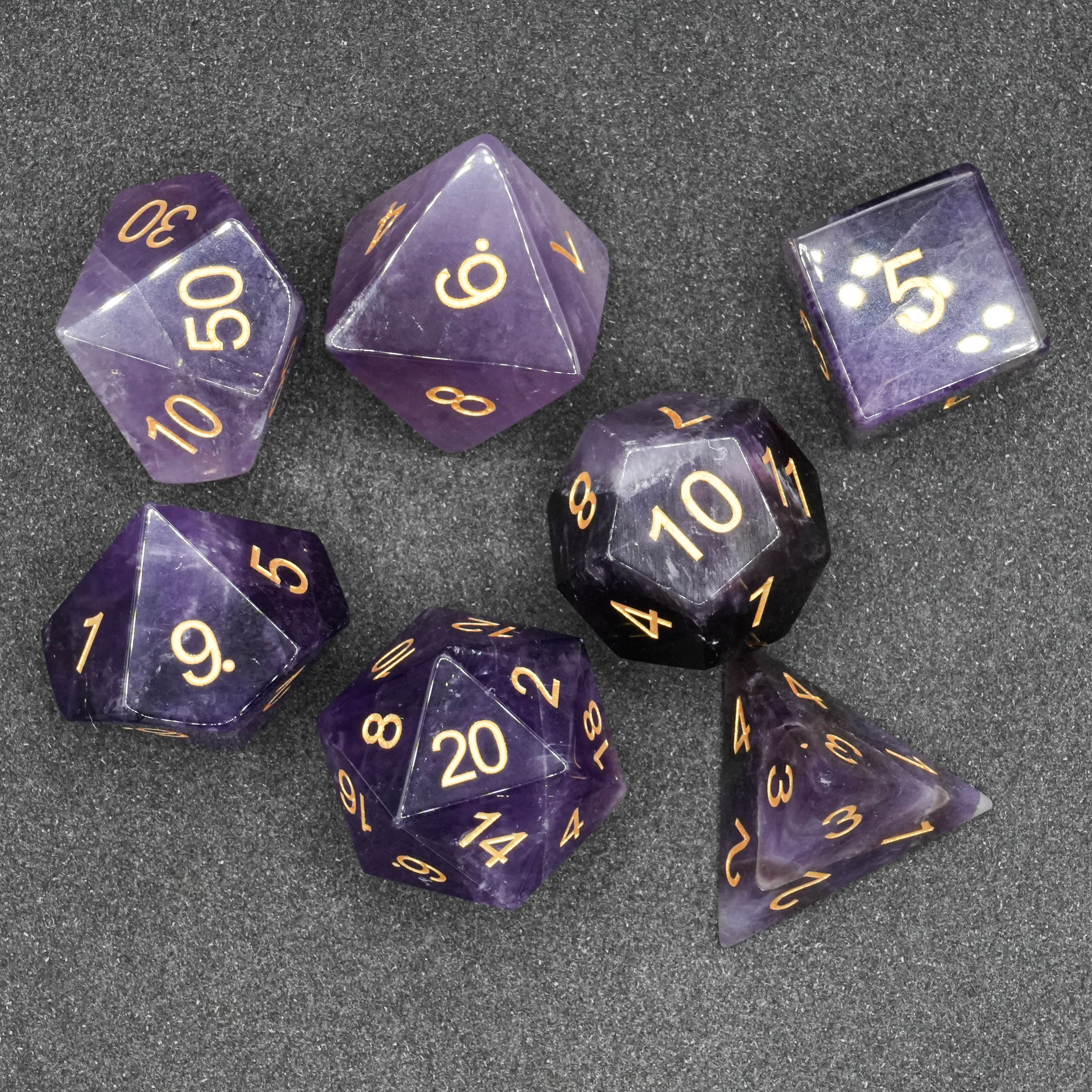 Amethyst Gemdice Set - Edelsteinwürfel | 7-teiliges Premium Würfelset mit Würfelbeutel
