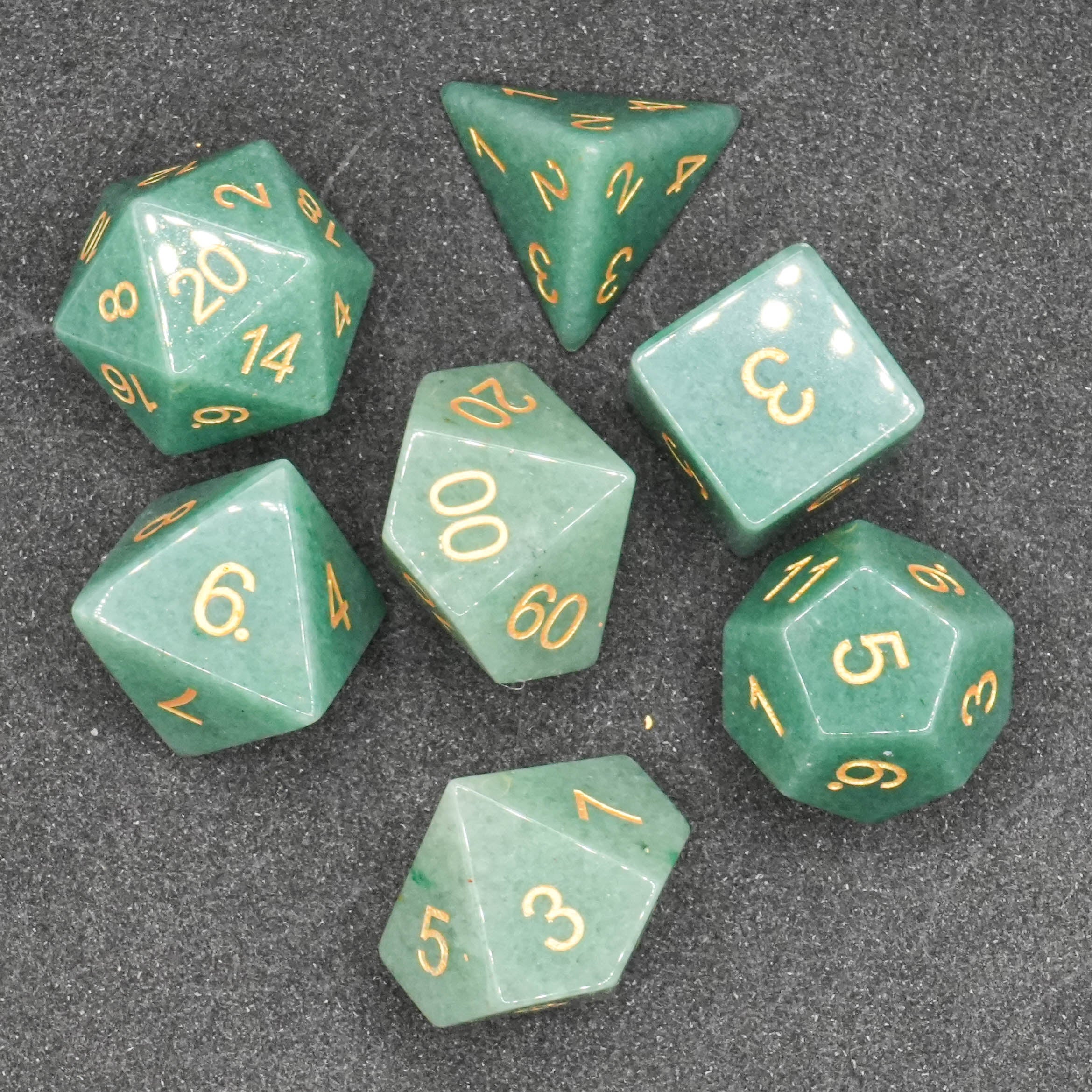 Jade Gemdice Set - Edelsteinwürfel | 7-teiliges Premium Würfelset mit Würfelbeutel