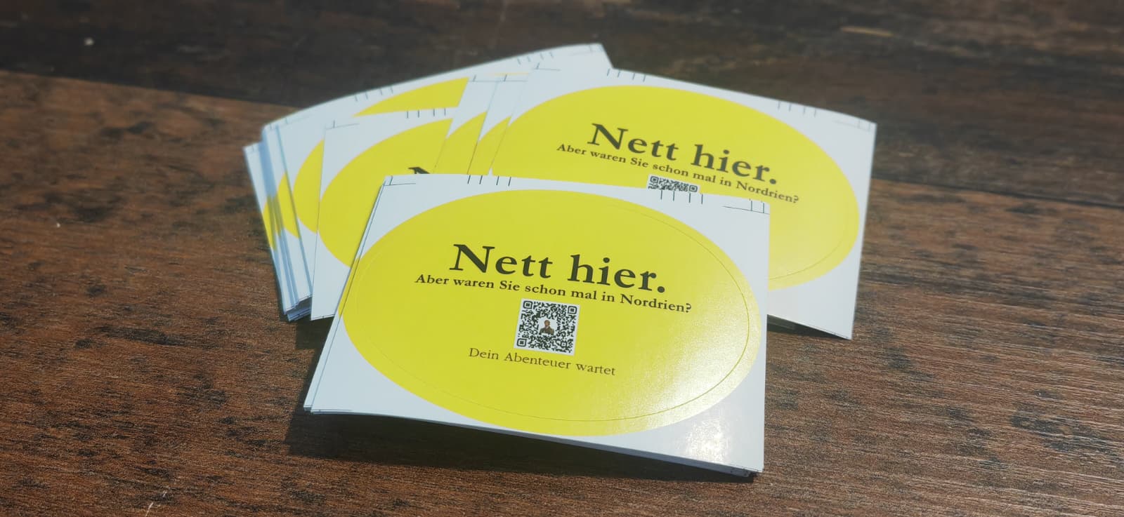 Nett hier. Aber waren Sie schon mal in Nordrien? | 20x Sticker