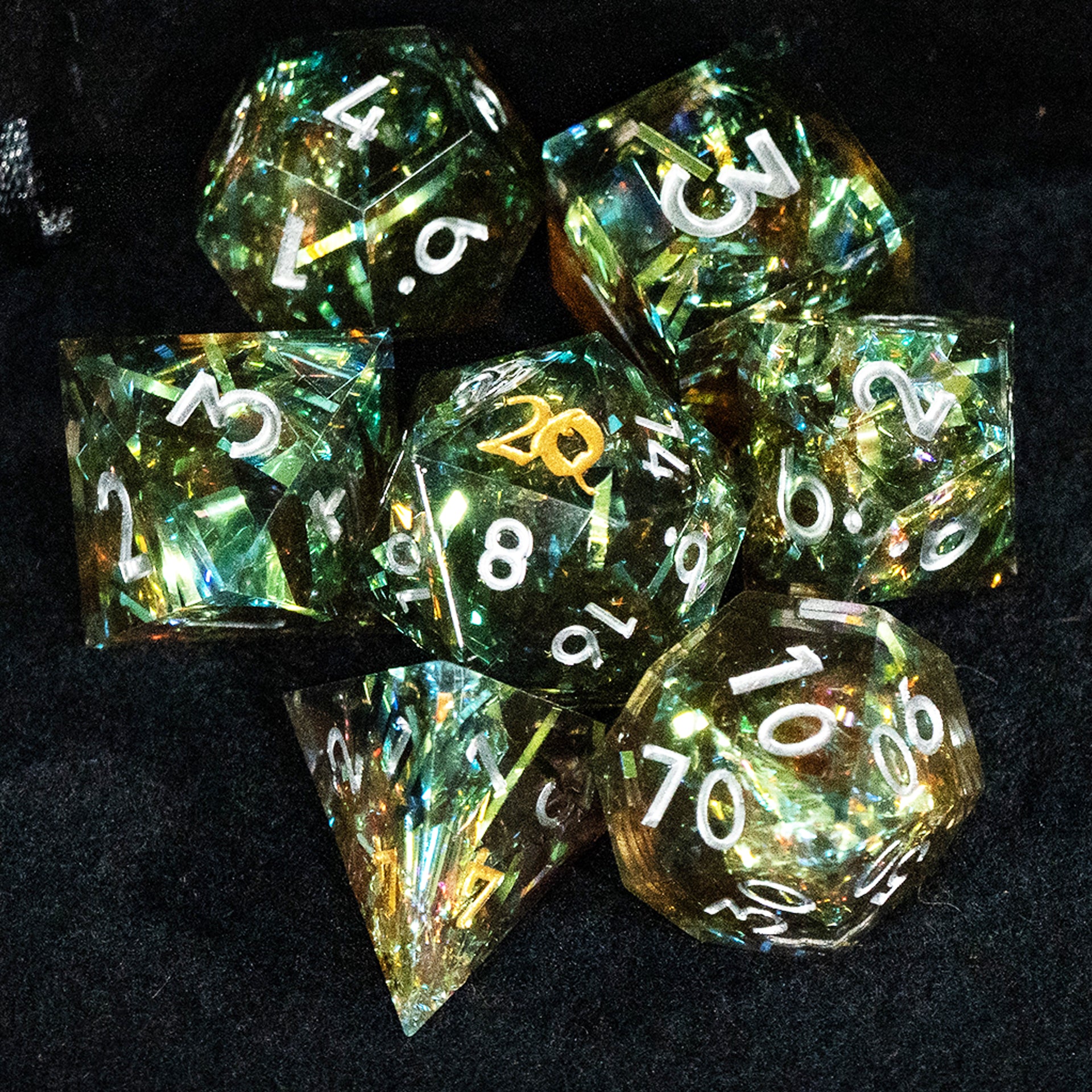 QUEST Premium Diceset | 7-teiliges Würfelset mit QUEST Würfelbeutel
