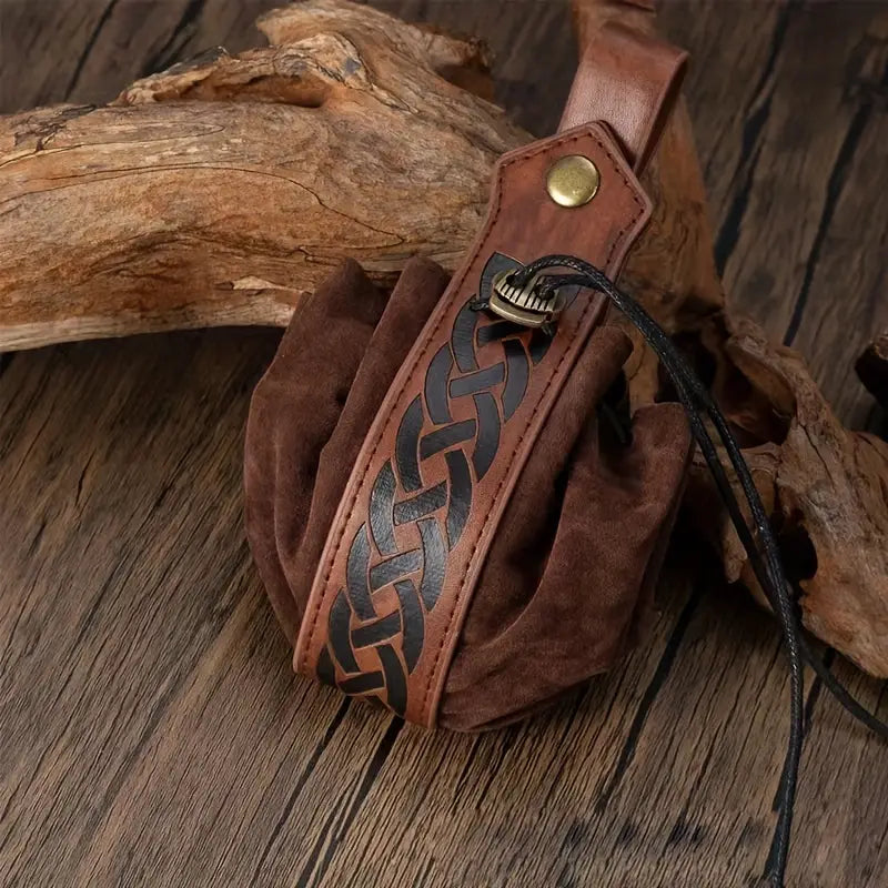 Vintage geprägte Ledertasche für Würfel | mit Gürtelaufhang