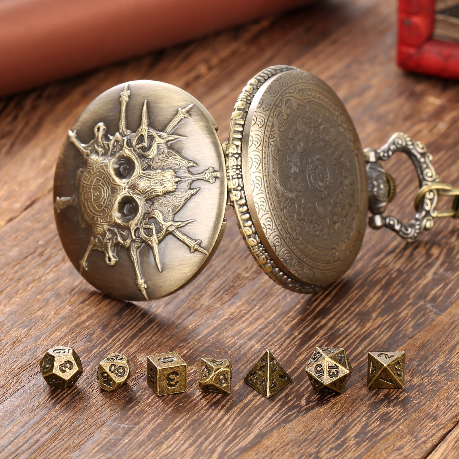 Skull - Würfel Taschenuhr | inkl. 7 teiliges Mini Metallwürfelset