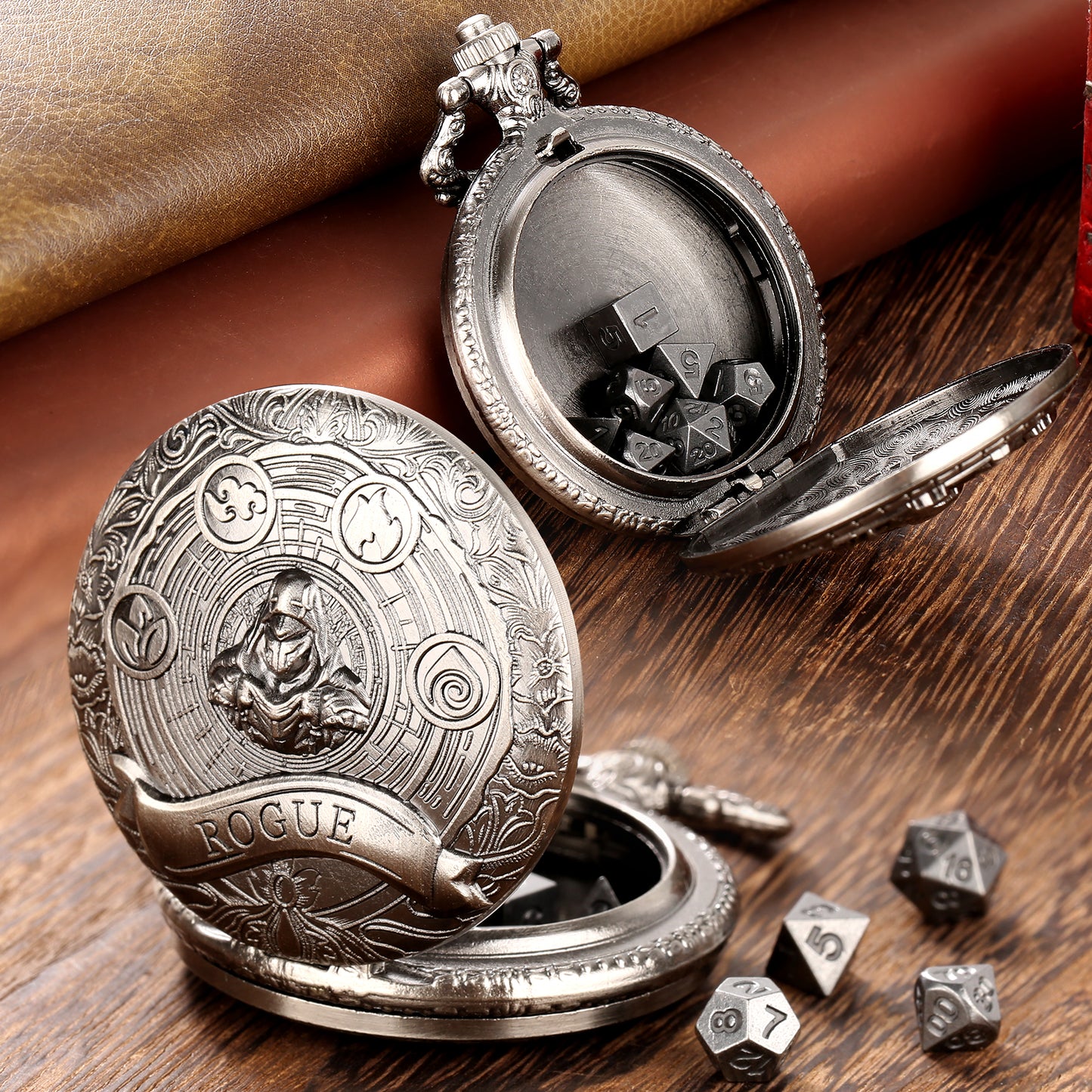 Rogue - Würfel Taschenuhr | inkl. 7 teiliges Mini Metallwürfelset