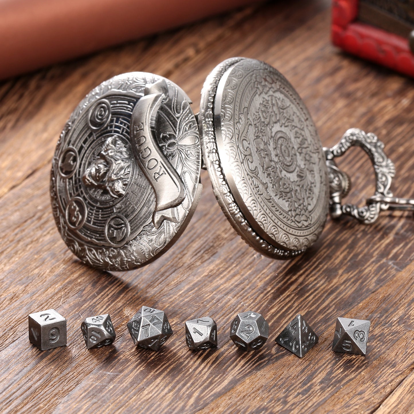 Rogue - Würfel Taschenuhr | inkl. 7 teiliges Mini Metallwürfelset