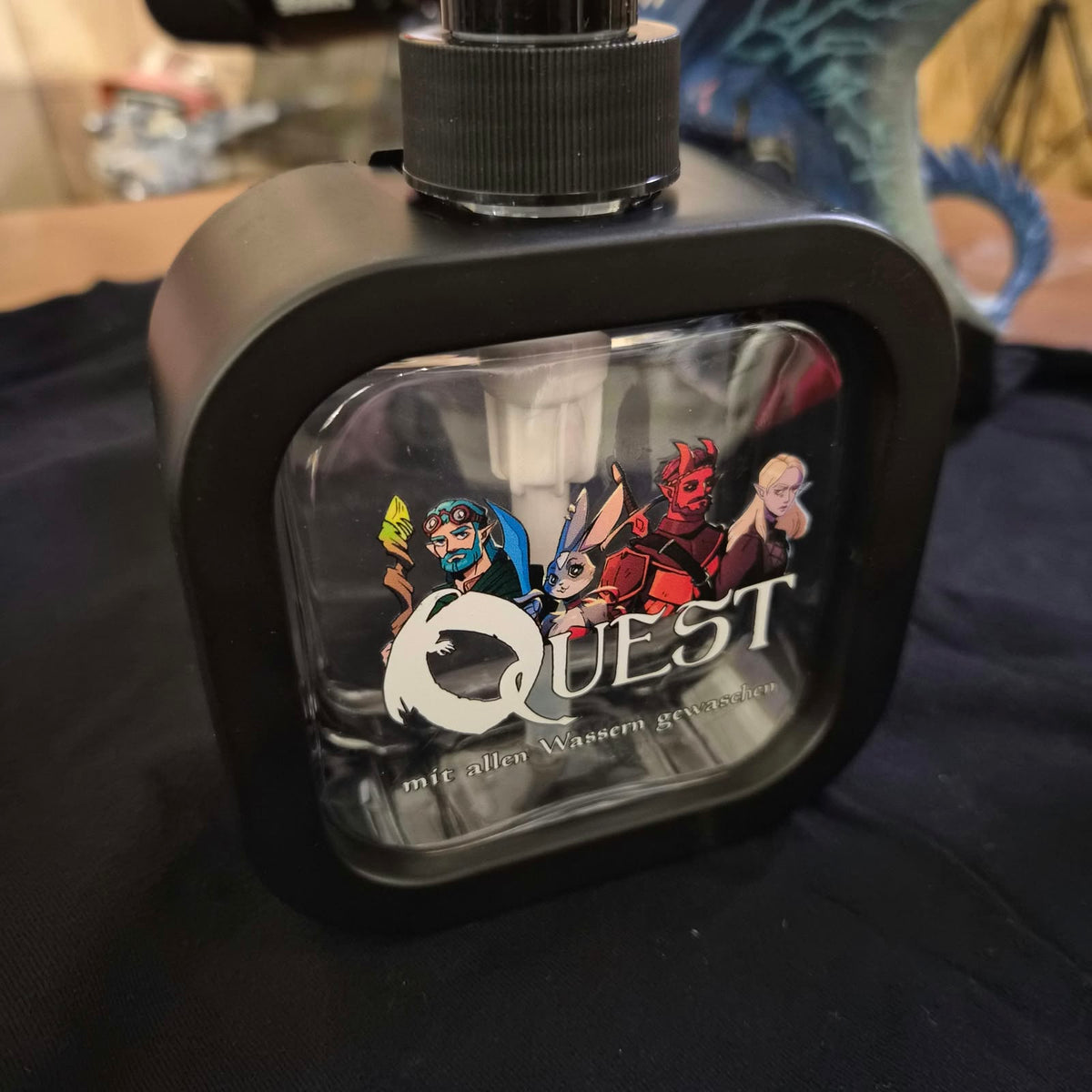 Seifenspender: Mit allen Wassern gewaschen | Quest Seifenspender | 300ml
