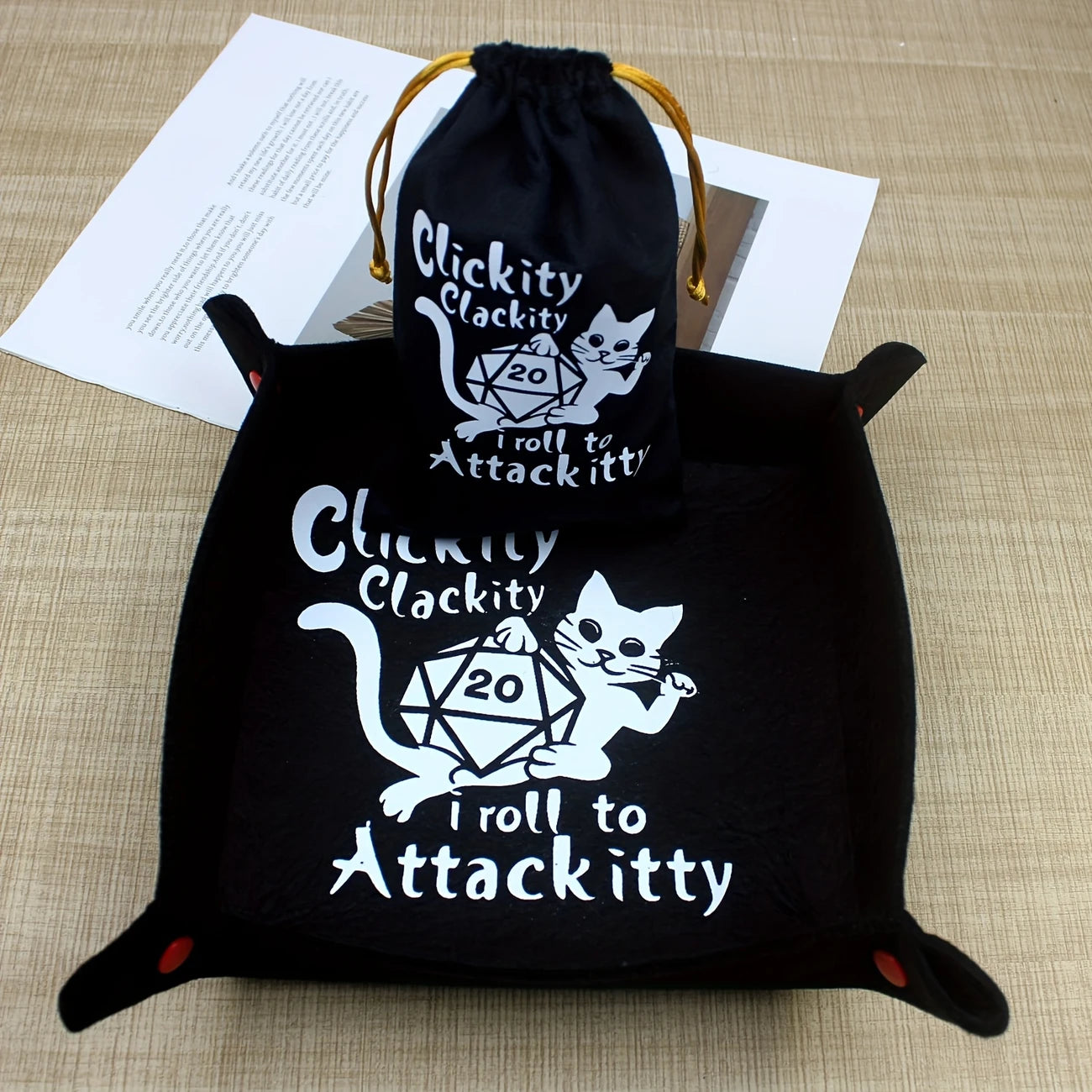 Clickity Kitty Würfelbox mit XXL Würfelbeutel | Dicetray