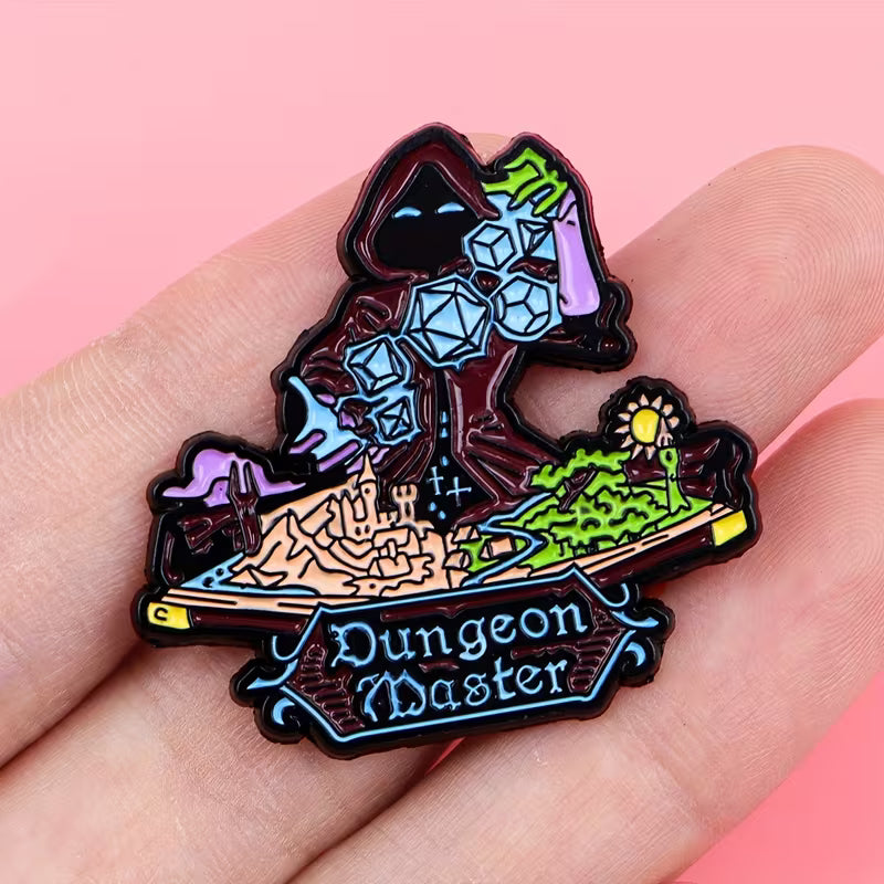 Dungeon Master | Emaille Brosche | Anstecker