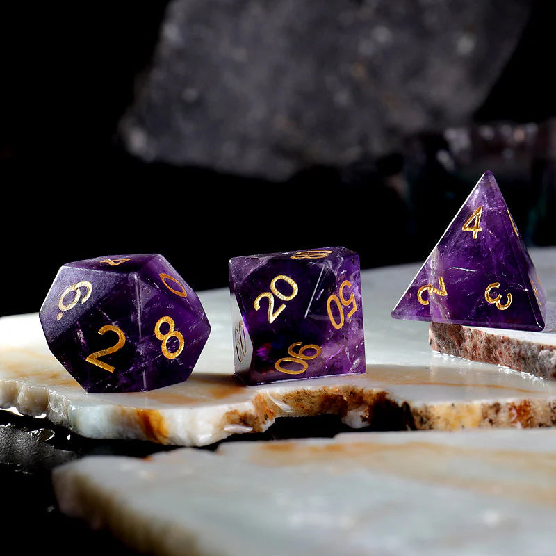 Amethyst Edelstein Würfel Set | 7-Teilig