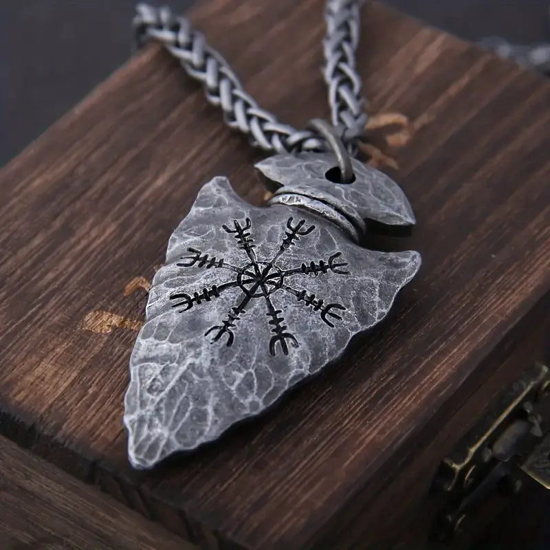 Runenstein Pfeilspitzen Kette | Halskette Anthrazit
